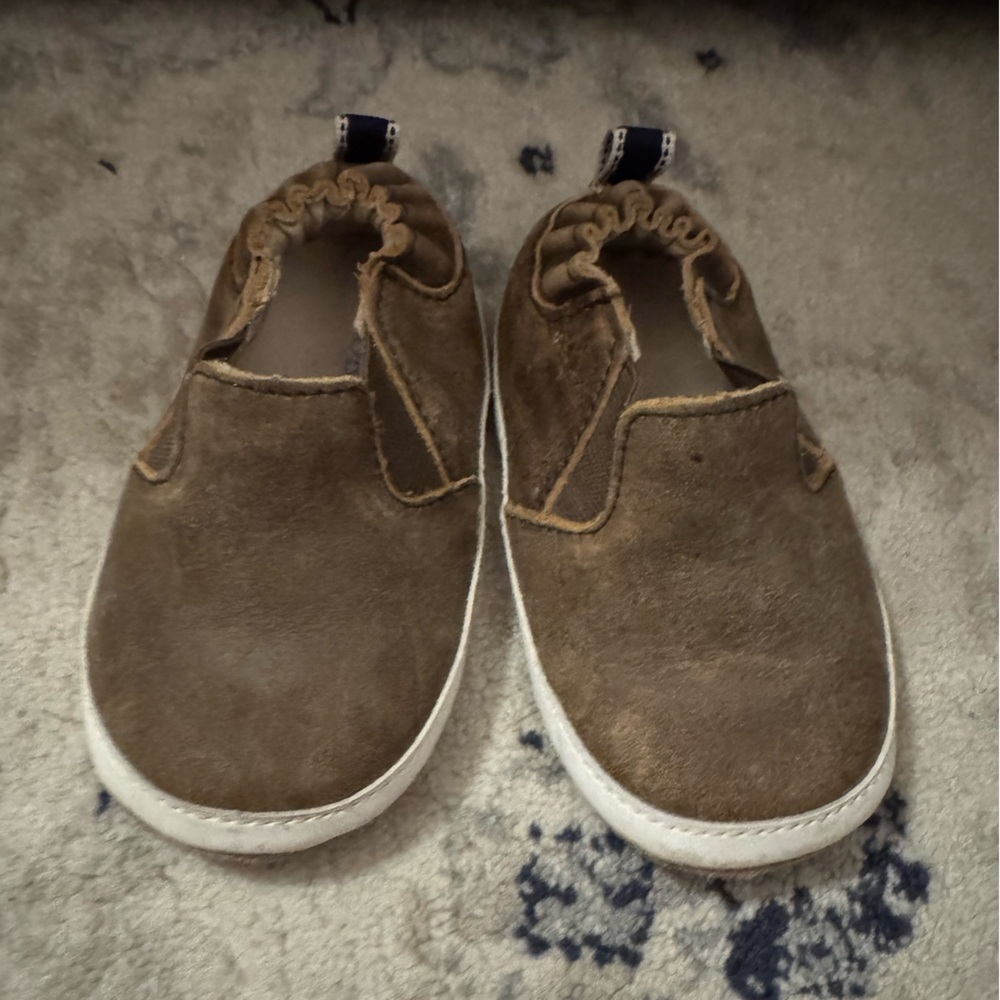 First walkers- Robeez/ 9-12m/ brown leather/ guc
